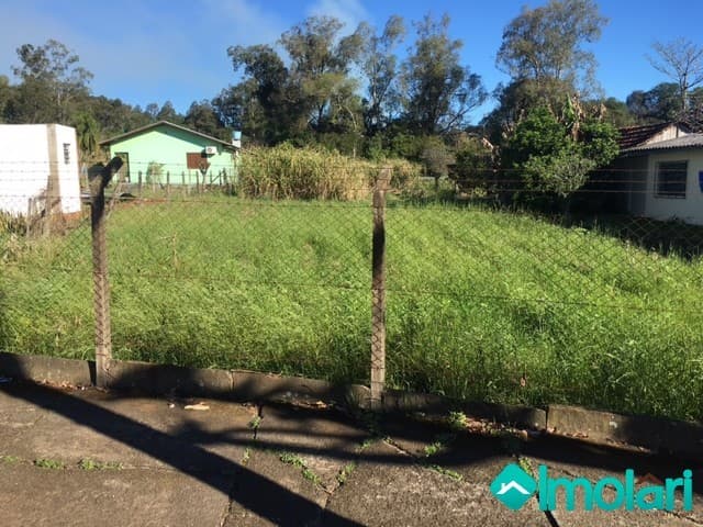 Venda de Terreno / Padrão na cidade de Santa Cruz do Sul