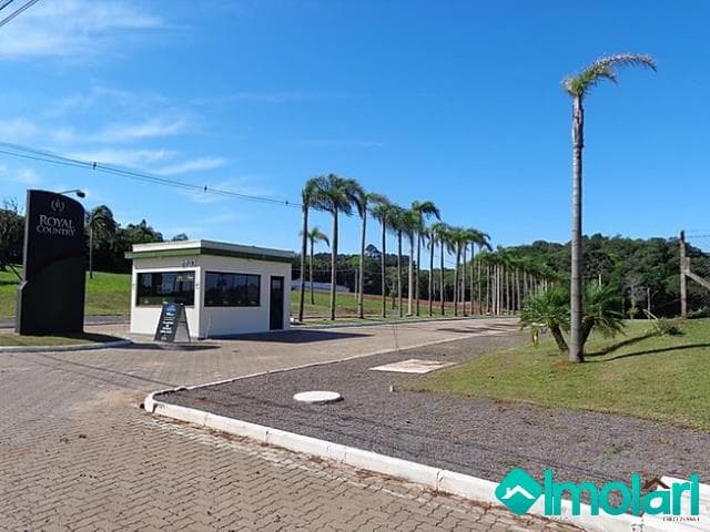 Venda de Terreno / Padrão na cidade de Santa Cruz do Sul