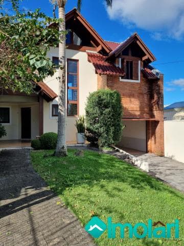 Venda de Casas / Padrão na cidade de Santa Cruz do Sul