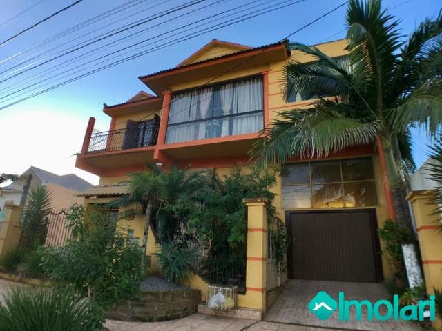 Venda de Casas / Padrão na cidade de Santa Cruz do Sul