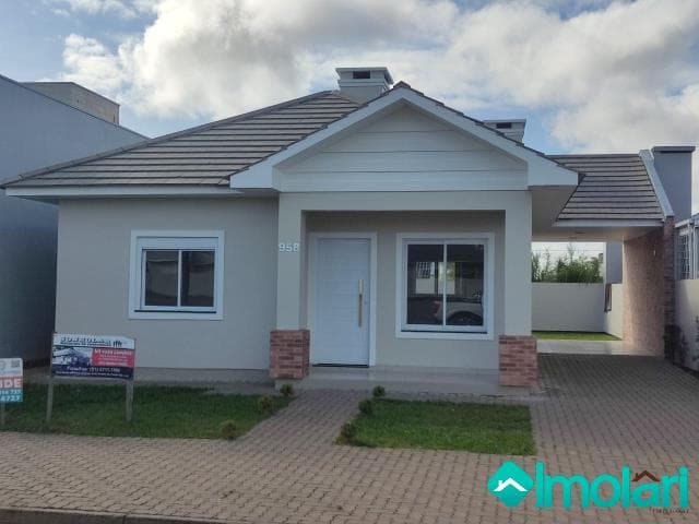 Venda de Casas / Padrão na cidade de Santa Cruz do Sul