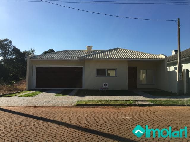 Venda de Casas / Padrão na cidade de Santa Cruz do Sul