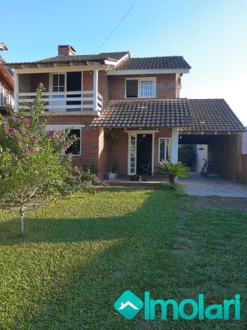 Venda de Casas / Padrão na cidade de Santa Cruz do Sul