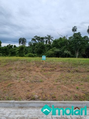 Venda de Terreno / Padrão na cidade de Santa Cruz do Sul