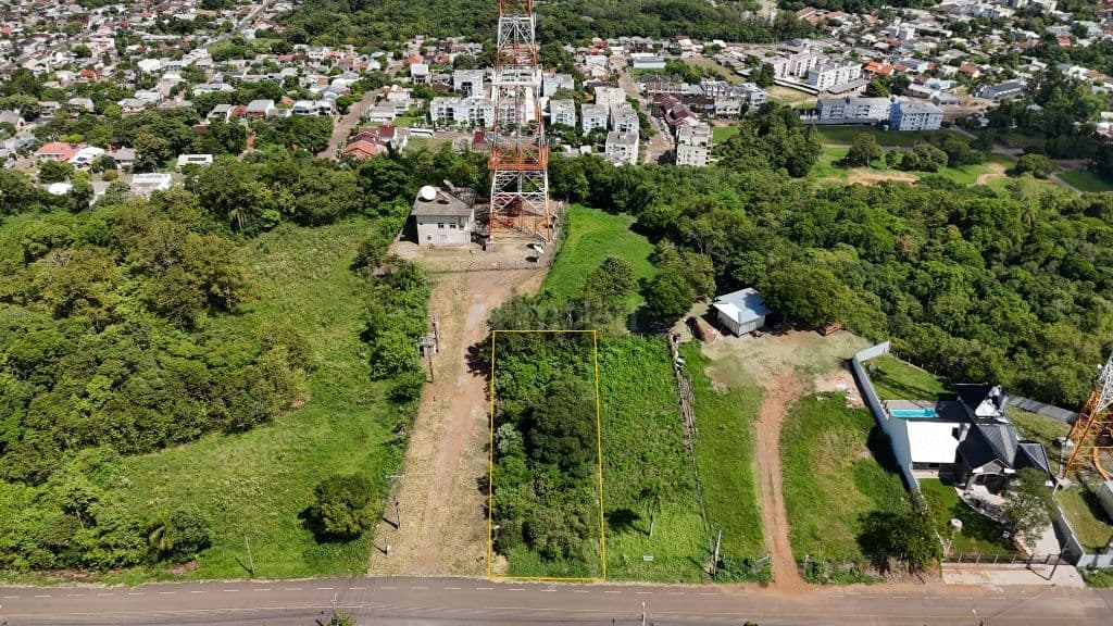 Venda de Terreno / Padrão na cidade de Santa Cruz do Sul