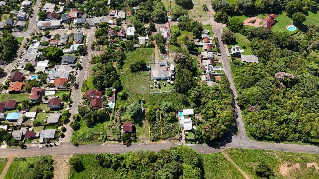 Venda de Terreno / Padrão na cidade de Santa Cruz do Sul