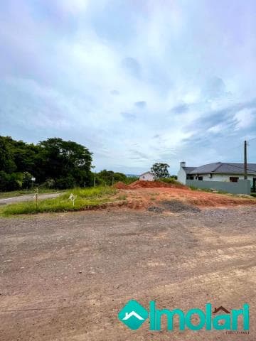 Venda de Terreno / Padrão na cidade de Vera Cruz