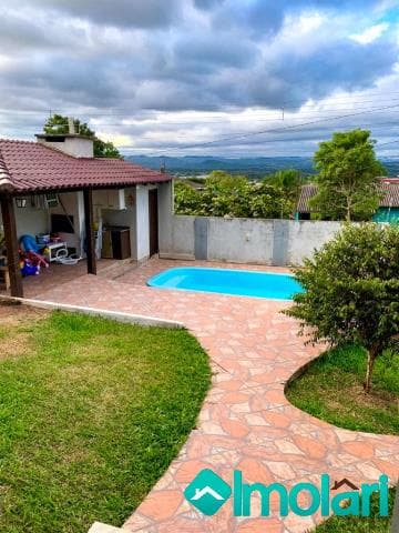 Venda de Casas / Padrão na cidade de Santa Cruz do Sul