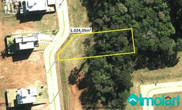 Venda de Terreno / Padrão na cidade de Santa Cruz do Sul