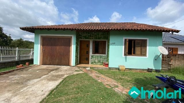 Venda de Casas / Padrão na cidade de Santa Cruz do Sul