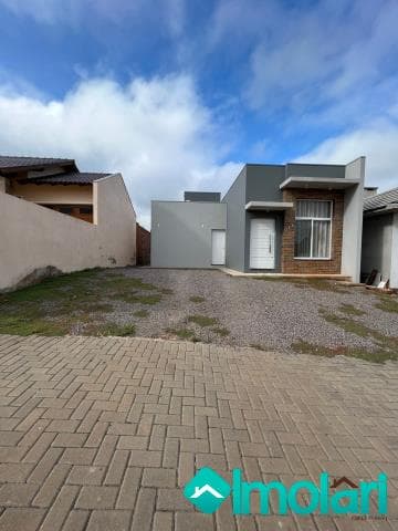 Venda de Casas / Padrão na cidade de Santa Cruz do Sul