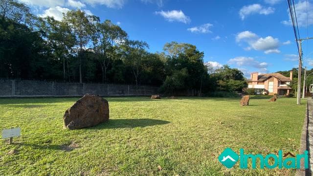 Venda de Terreno / Padrão na cidade de Santa Cruz do Sul