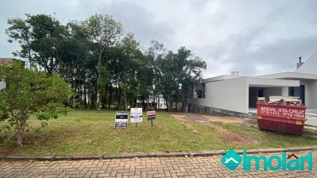 Venda de Terreno / Padrão na cidade de Santa Cruz do Sul