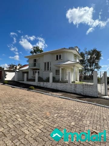 Venda de Casas / Padrão na cidade de Santa Cruz do Sul