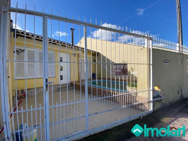 Venda de Casas / Geminada na cidade de Santa Cruz do Sul