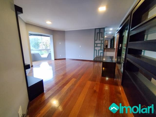 Venda de Apartamentos / Padrão na cidade de Santa Cruz do Sul