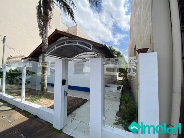 Venda de Casas / Padrão na cidade de Santa Cruz do Sul