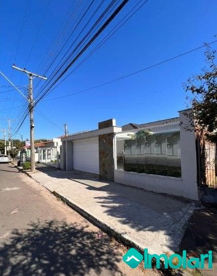 Venda de Casas / Padrão na cidade de Santa Cruz do Sul