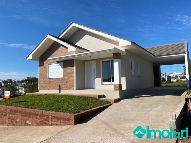 Venda de Casas / Padrão na cidade de Santa Cruz do Sul