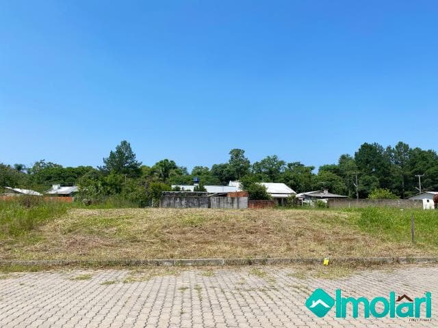 Venda de Terreno / Padrão na cidade de Vera Cruz