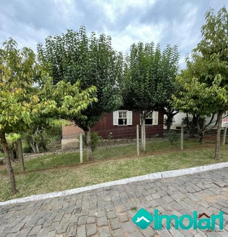 Venda de Terreno / Padrão na cidade de Vera Cruz