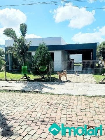 Venda de Casas / Padrão na cidade de Santa Cruz do Sul