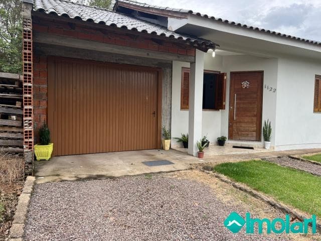 Venda de Casas / Padrão na cidade de Santa Cruz do Sul