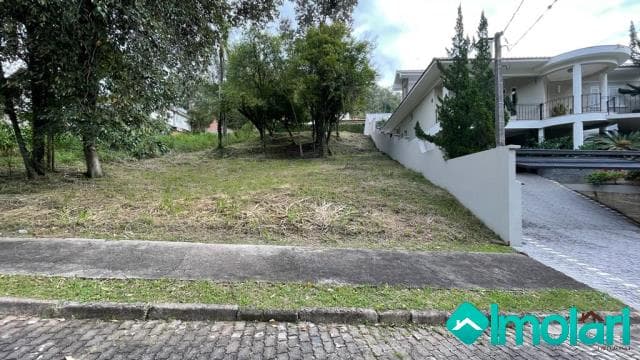 Venda de Terreno / Padrão na cidade de Santa Cruz do Sul