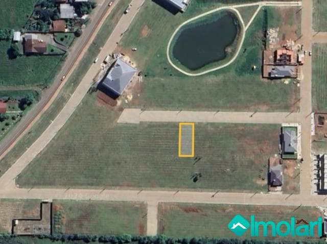 Venda de Terreno / Padrão na cidade de Santa Cruz do Sul