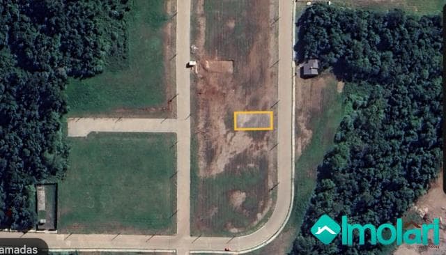 Venda de Terreno / Padrão na cidade de Santa Cruz do Sul