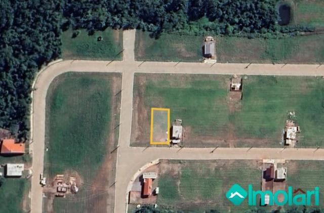 Venda de Terreno / Padrão na cidade de Santa Cruz do Sul