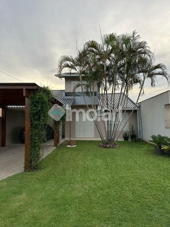 Venda de Casas / Padrão na cidade de Santa Cruz do Sul