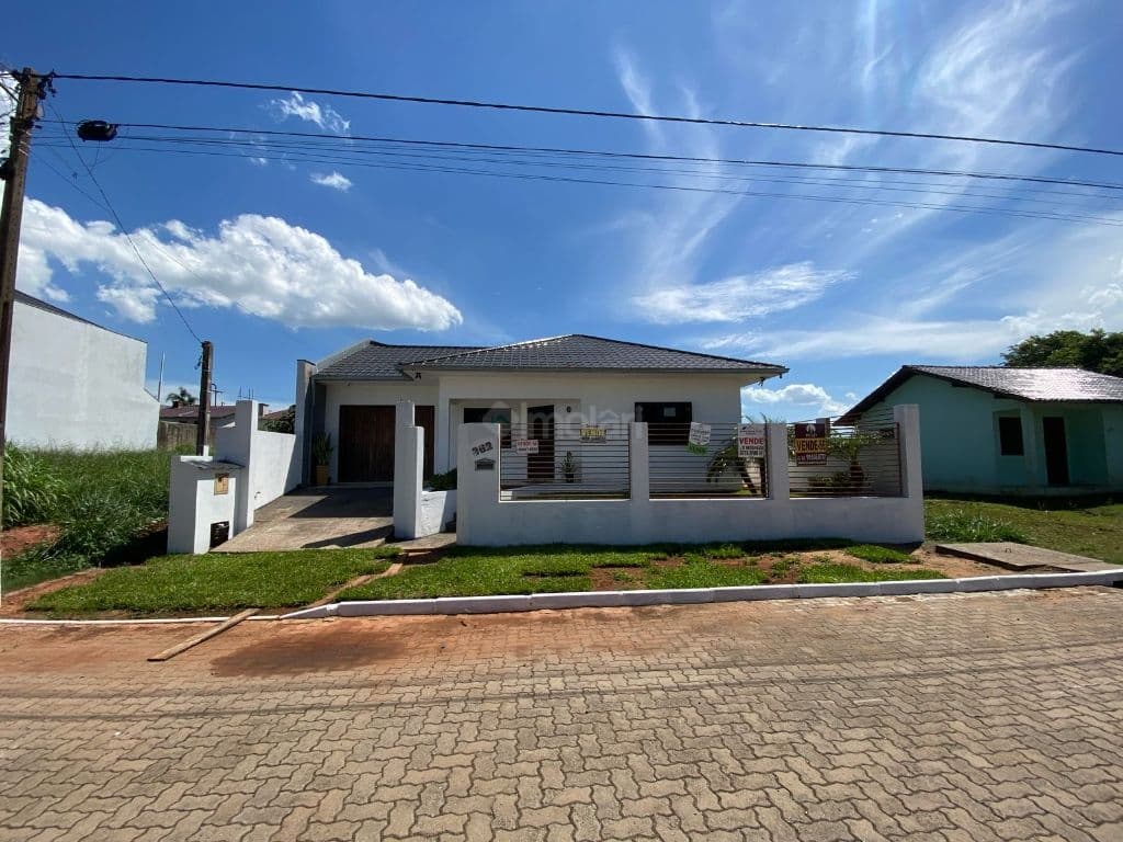 Charmosa casa de 2 dormitórios em Linha Santa Cruz, Santa Cruz do Sul