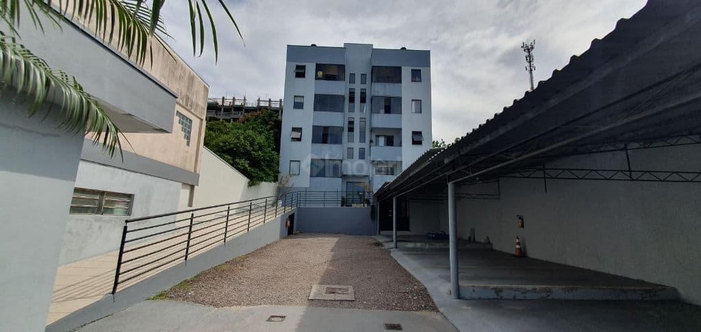 Apartamento de 2 dormitórios no bairro Universitário em Santa Cruz do Sul