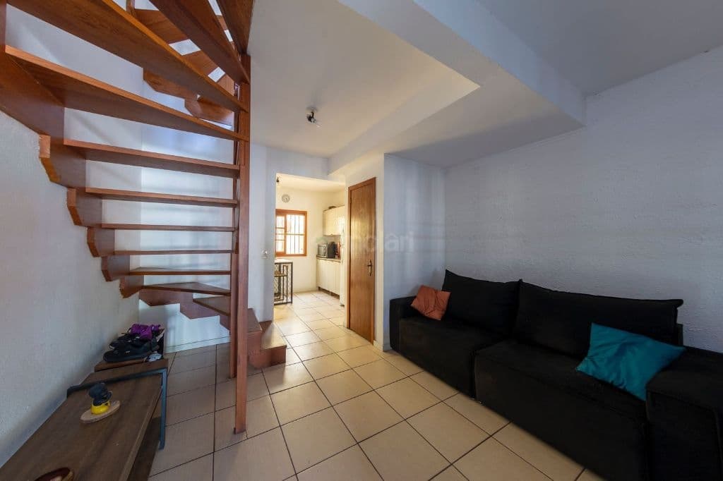 Charmoso Sobrado à venda no bairro Renascença