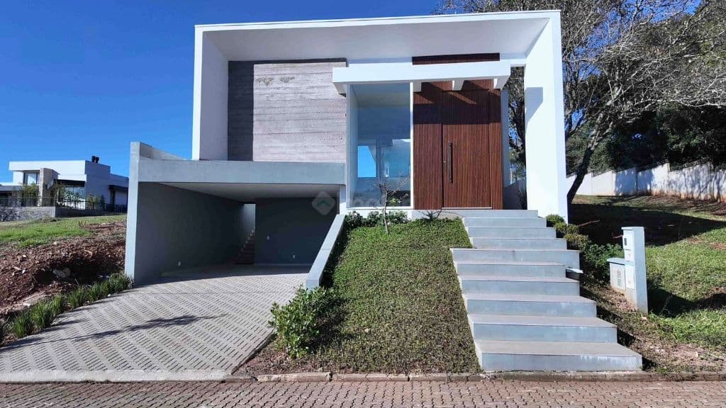Magnífica Casa de Alto Padrão no Country em Santa Cruz do Sul 