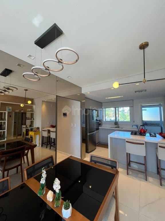 Apartamento de luxo em Santa Cruz do Sul - 3 dormitórios, 2 suítes e cozinha equipada