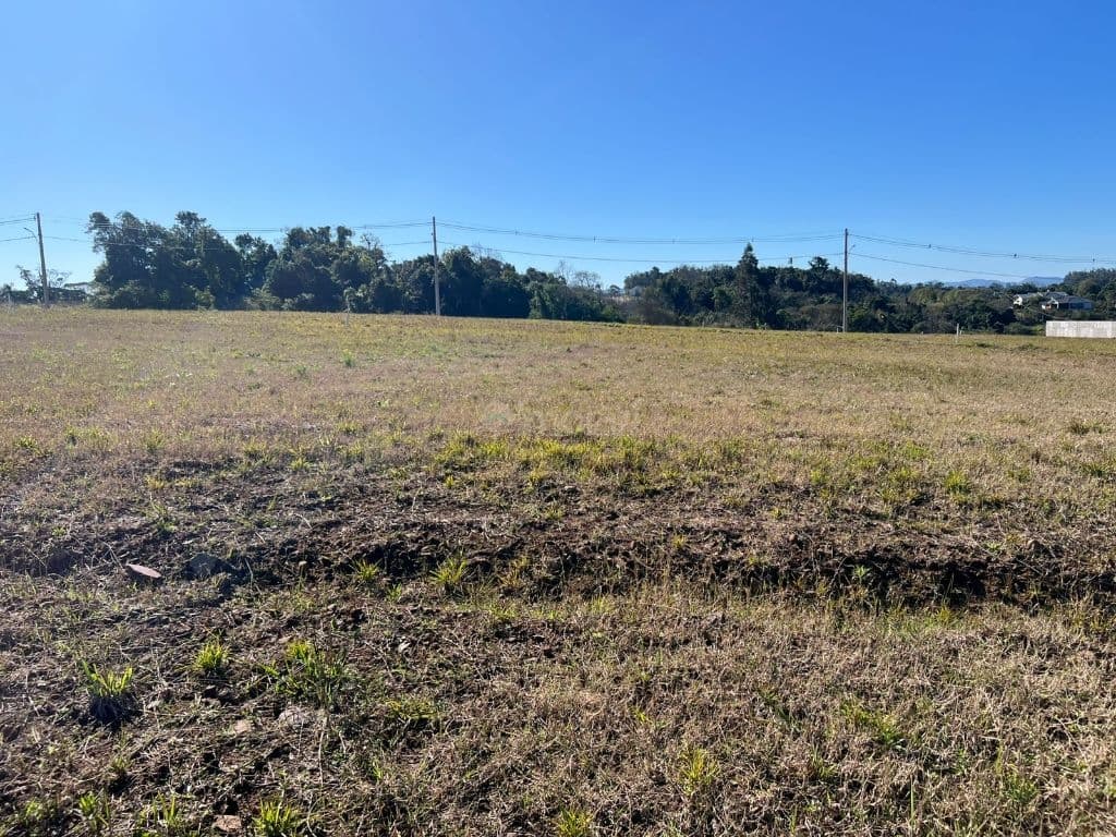 Terreno à venda no bairro Linha Santa Cruz em Santa Cruz do Sul!